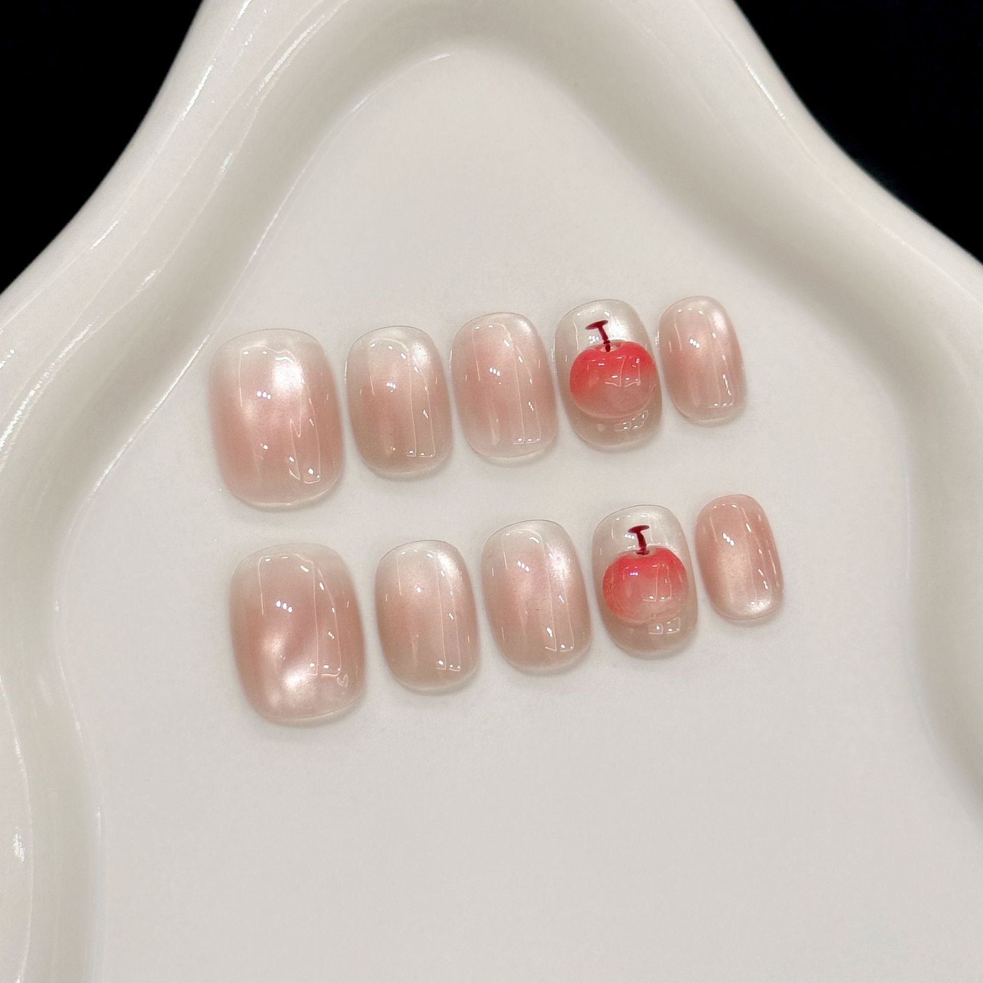 Soft Pink Apple Cat Eye Press On Nails | Nude Short Oval False Nails