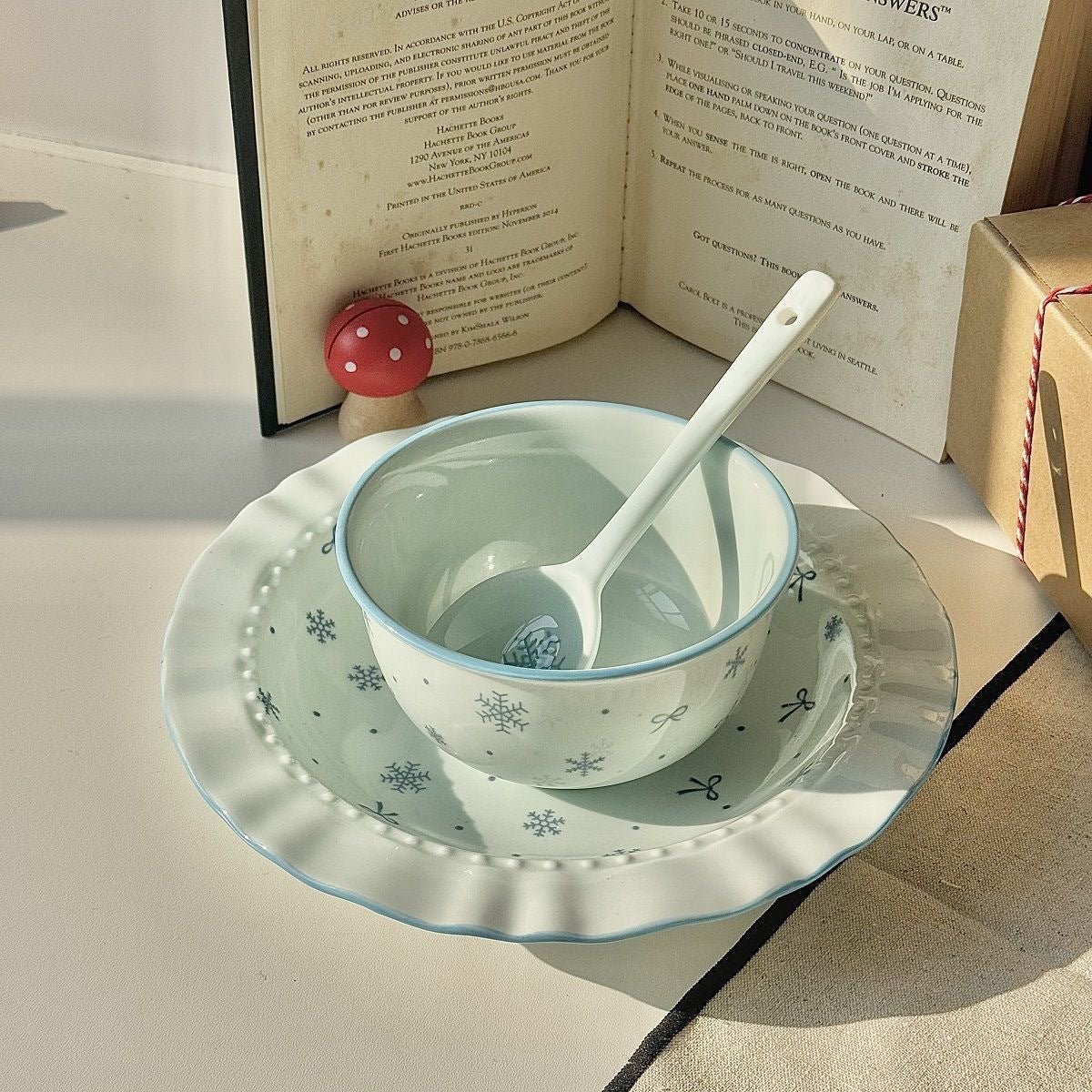 Bibo Winter Snowflake & Bow Ceramic Tableware Set | Cute Blue Scalloped Rim Bowl Plate Spoon Gift Set