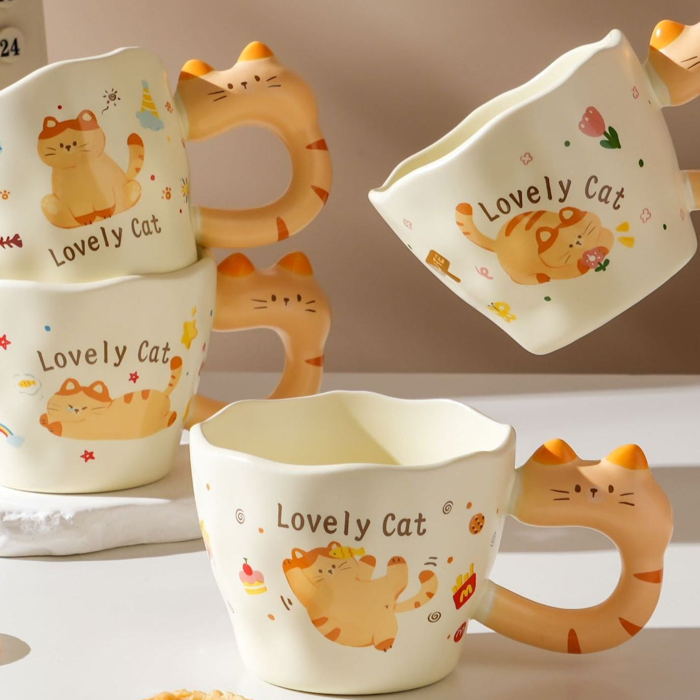 Lovely Cat Handle Ceramic Mug